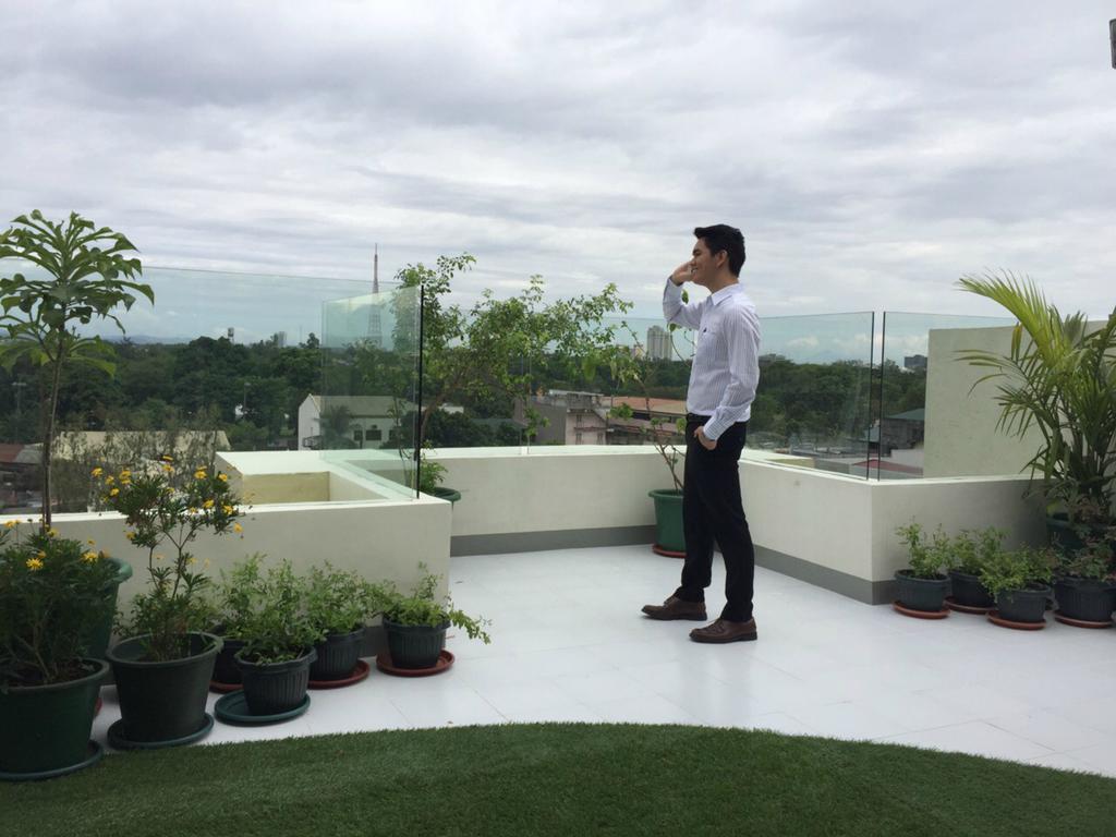 H Hotels - Metro North Uno Quezon City Zewnętrze zdjęcie