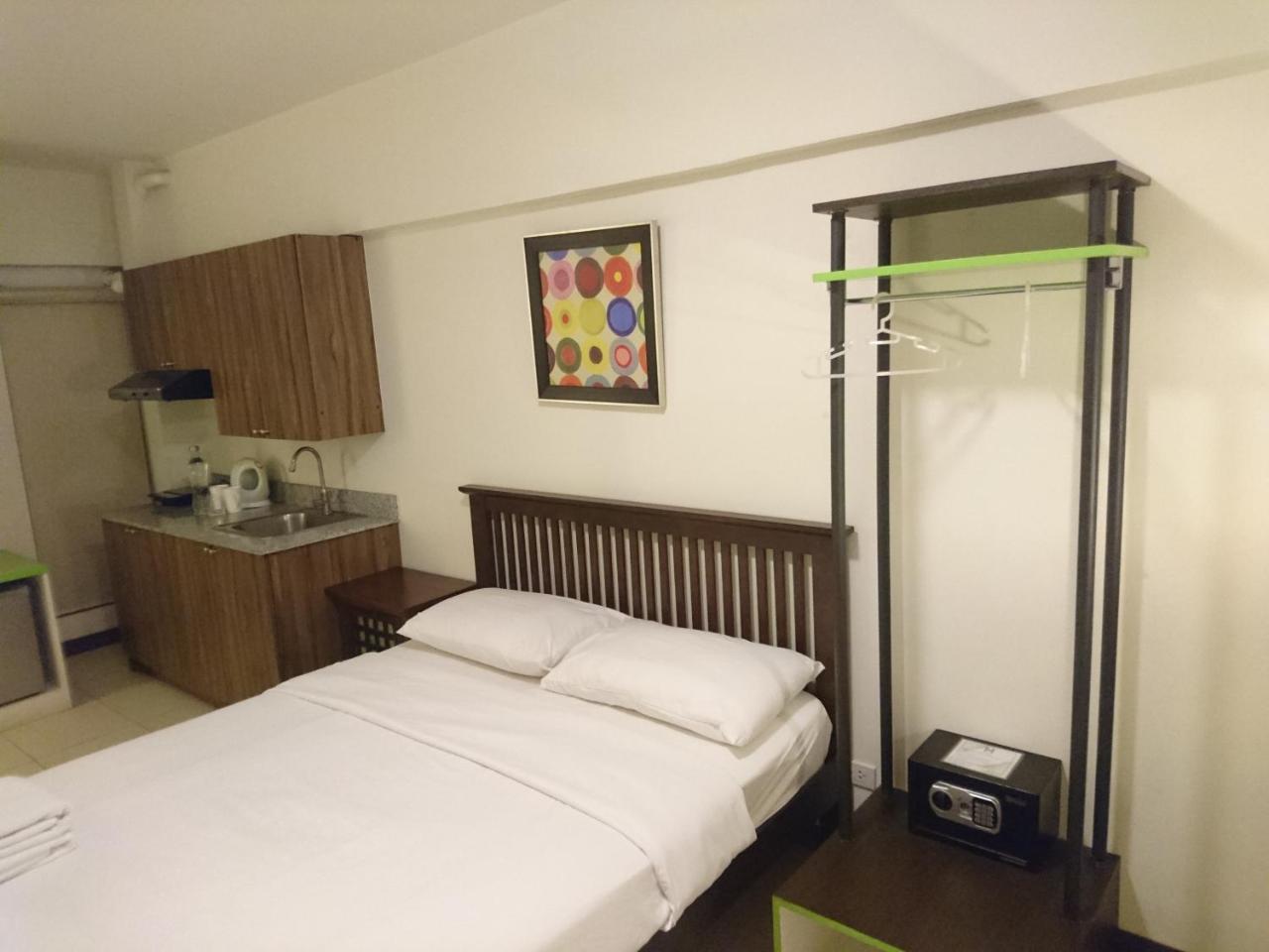H Hotels - Metro North Uno Quezon City Zewnętrze zdjęcie