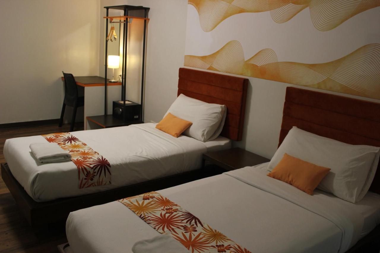 H Hotels - Metro North Uno Quezon City Zewnętrze zdjęcie